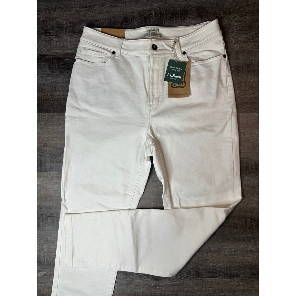 LL Bean True Shape Denim Classic Fit White Straight Leg Jeans 509466 Size 12 Reg